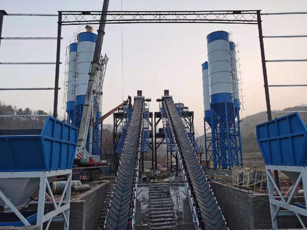 Titan Machinery in the Congo (DRC) HZS120 commercial concrete mixing plant site